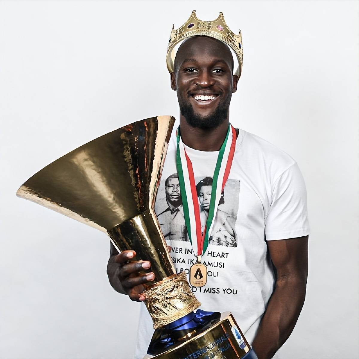 亚博体育入口冲刺阶段意甲传出新动向,萨克拉门托国王手感冰凉,管理层表态——管理层满意,纪律约束更严格的简单介绍