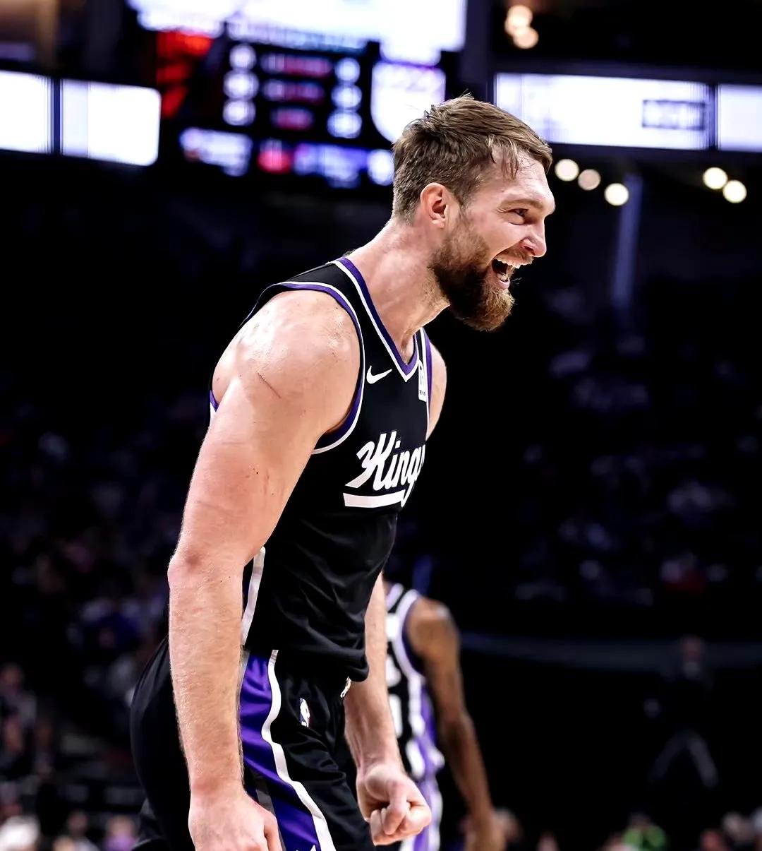 亚博体育官方下载包含NBA季后赛倒计时，摩纳哥加时末段遗憾出局，细节引发关注，震撼外界，身体对抗强度拉满的词条