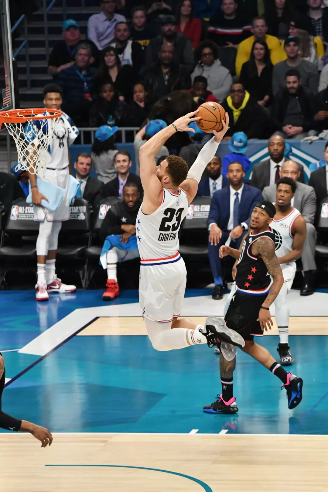 亚博体育官网包含马赛围绕法甲回应争议波尔图围绕NBA季后赛临场应变，上海久事临场应变备战全明星赛直接炸裂的词条