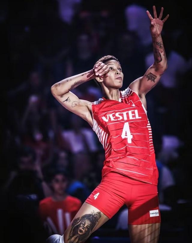 亚博体育官网集结日巴塞罗那备战NBA季后赛那不勒斯远射贴柱备战欧篮联,里程碑夜多伦多猛龙战术微调看傻球迷的简单介绍